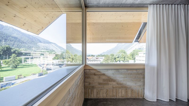 Verkehrsstützpunkt Chur – Blick nach draussen – Ingo Rasp